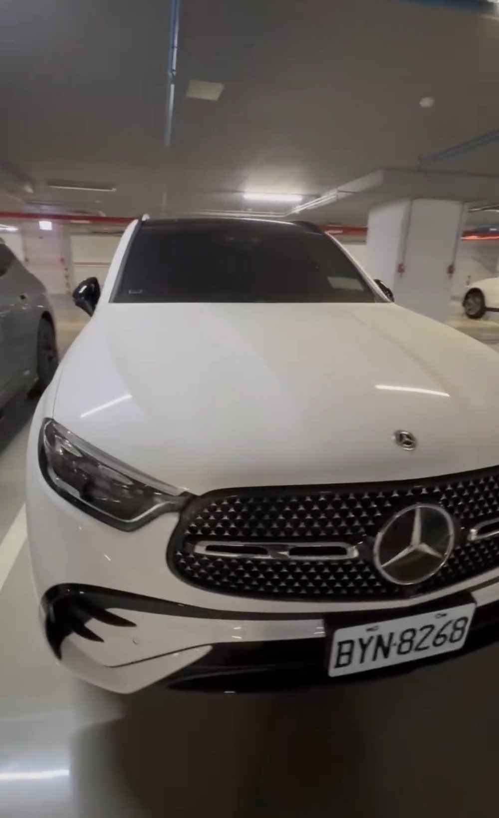 BENZ GLC300 照片1