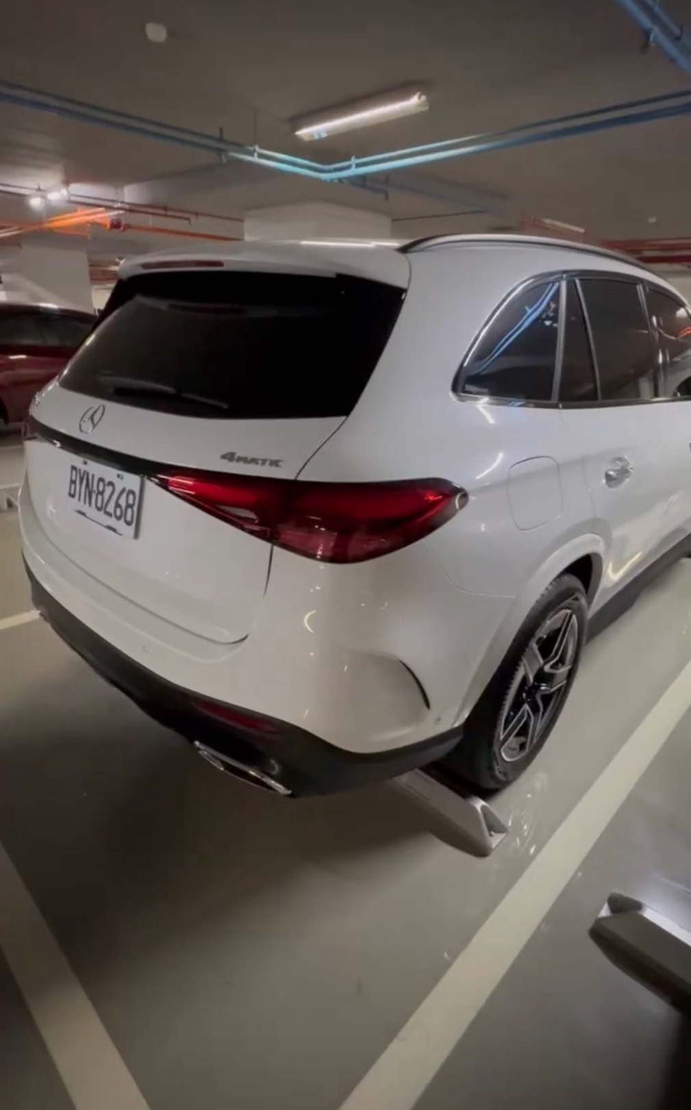 BENZ GLC300 照片2