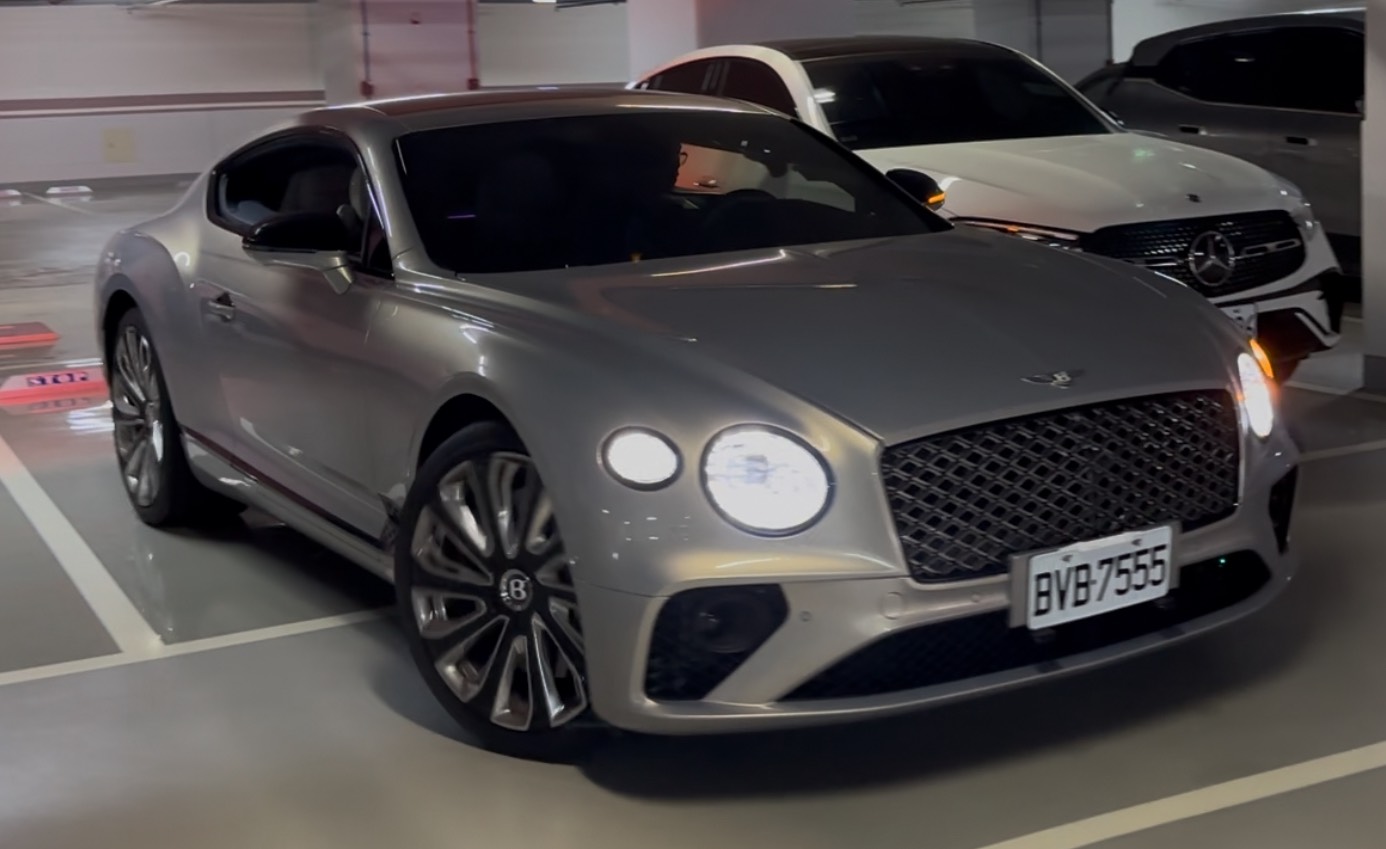 賓利GT V8照片1