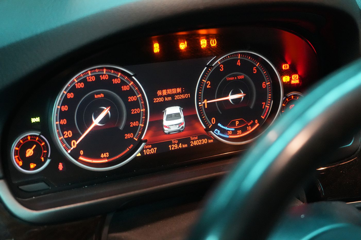BMW 528i車輛照片4