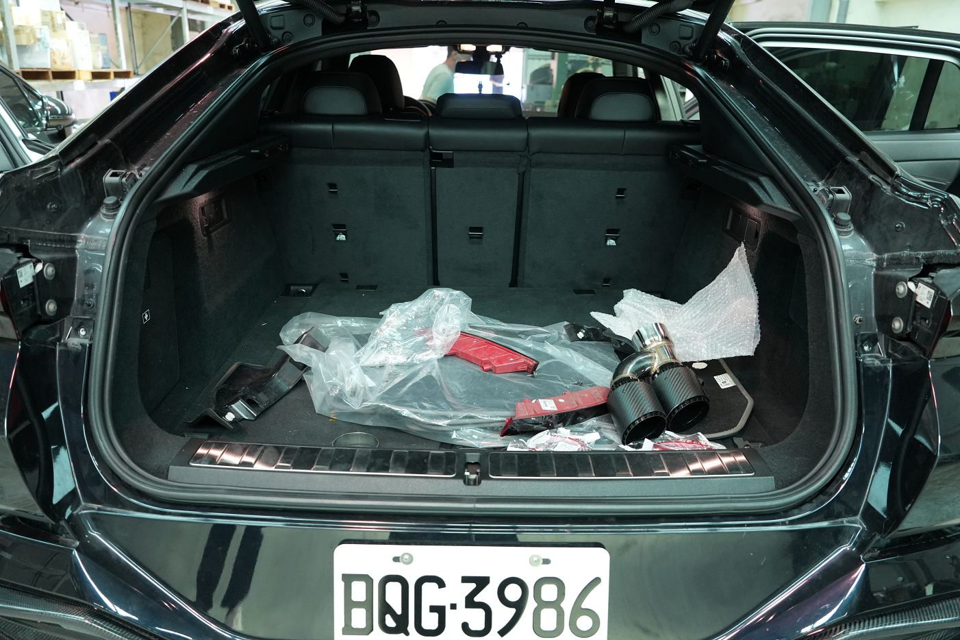 BMW X6照片5