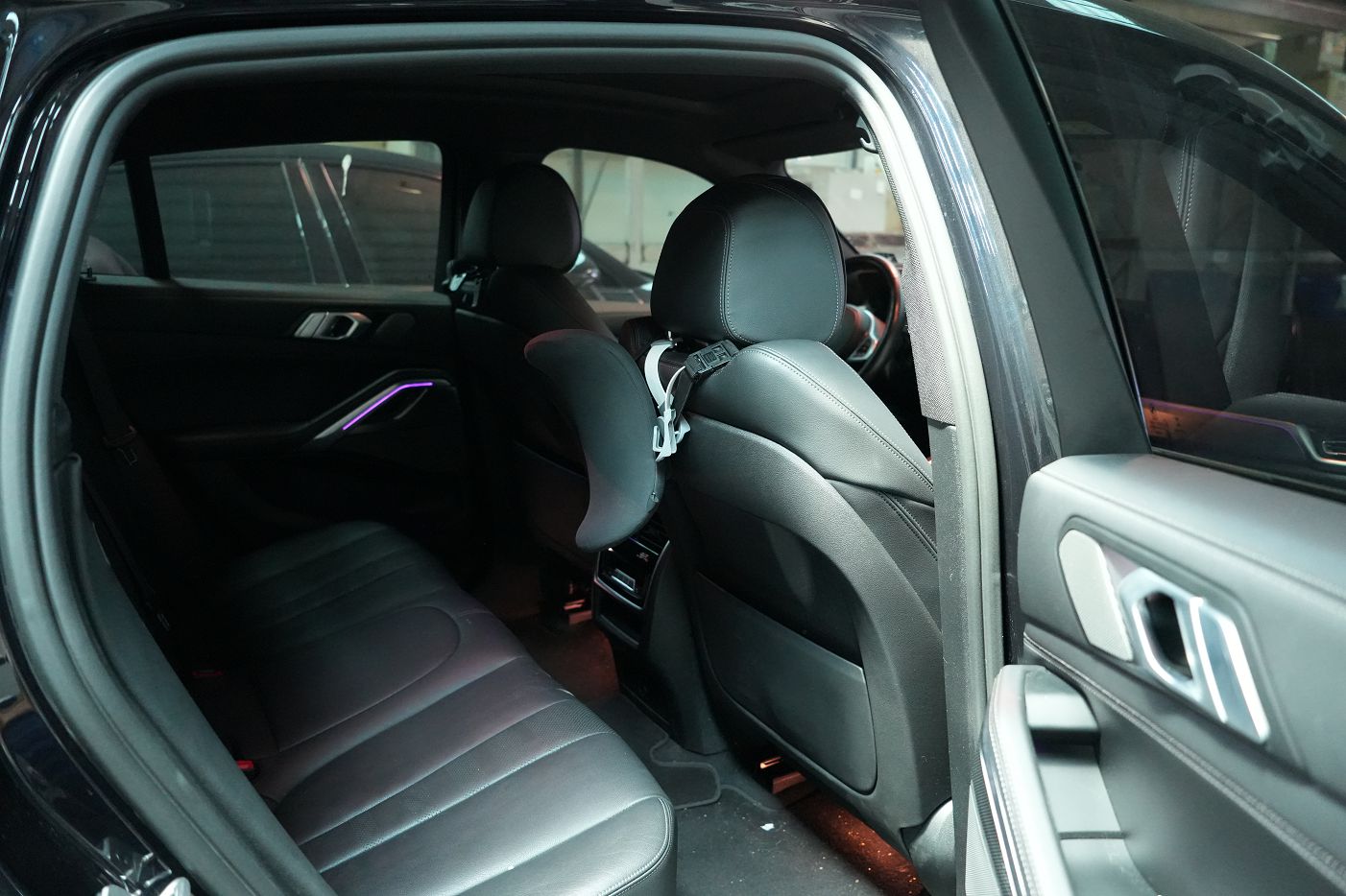 BMW X6照片4